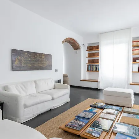 Semesterbostad Montefiorito *