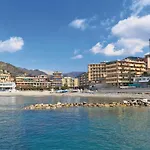 펜션 Montefiorito 렉코