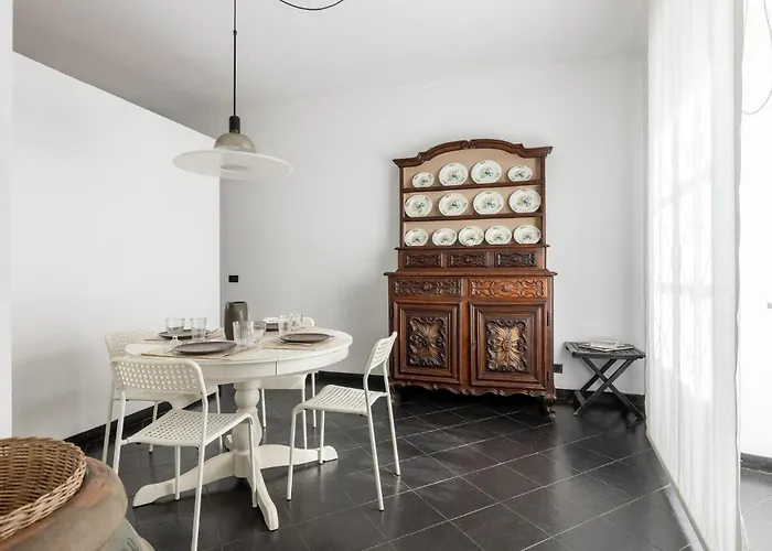 Villa Montefiorito Feriehus *